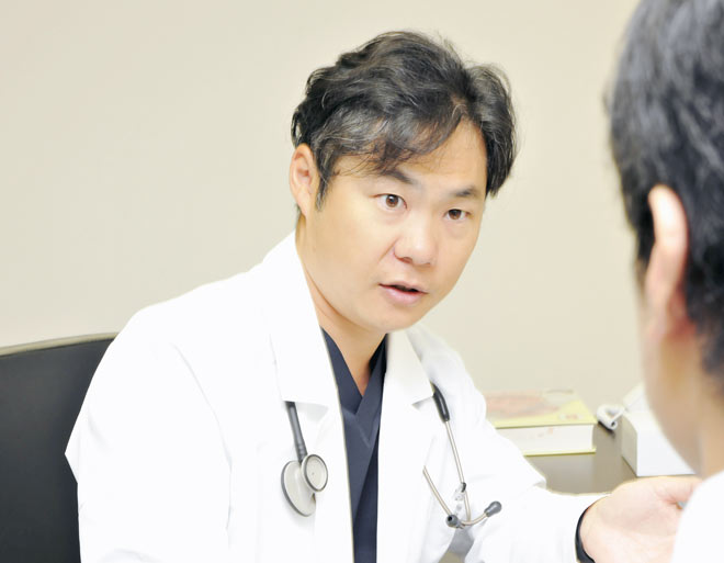 総院長 葉山 芳貴 医学博士