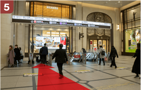 阪急大阪梅田駅3階改札からの道順a-5