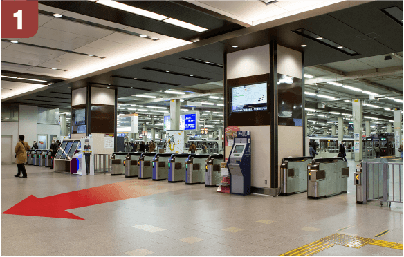 阪急大阪梅田駅3階改札からの道順b-1