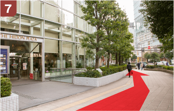 阪急大阪梅田駅3階改札からの道順b-7