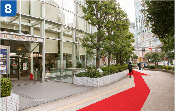 JR大阪駅中央口からの道順a-8