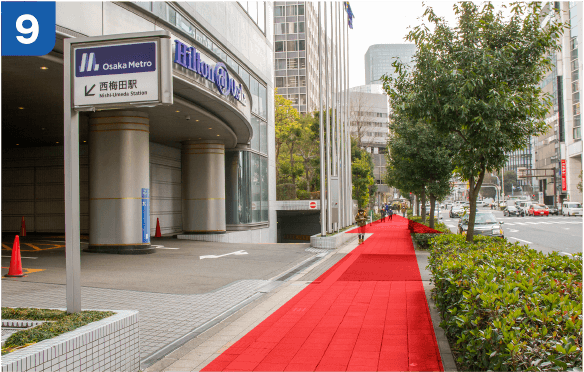 JR大阪駅中央口からの道順a-9