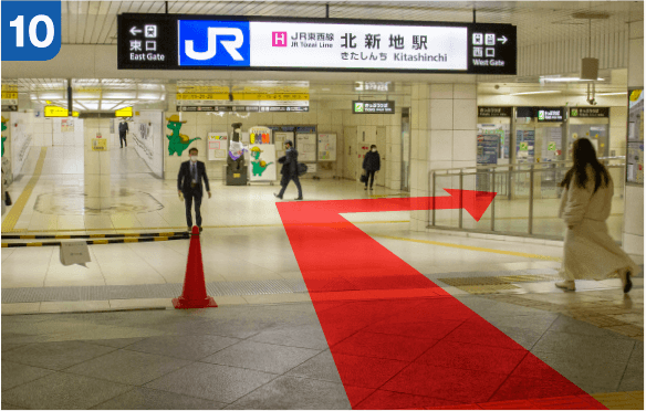 JR大阪駅中央口からの道順b-10
