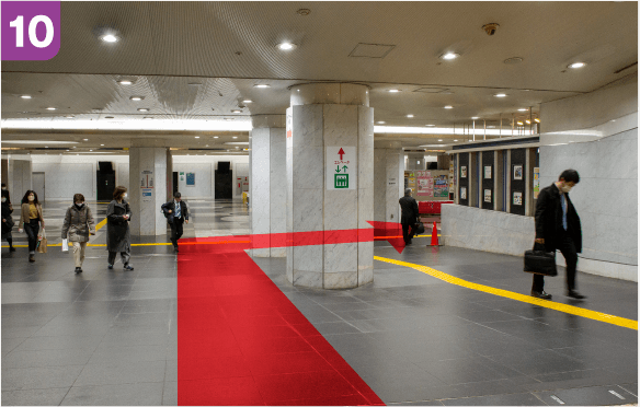 谷町線東梅田駅中央口からの道順b-10